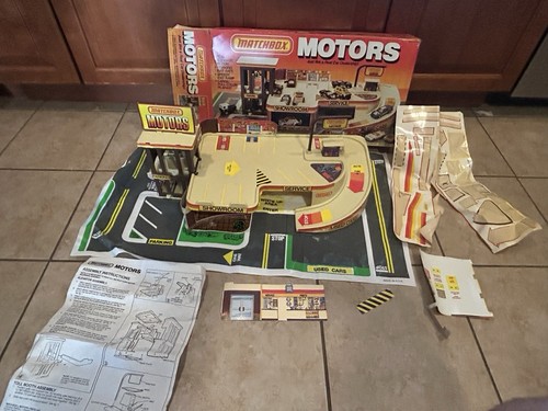 Vintage matchbox motors car - matchbox,